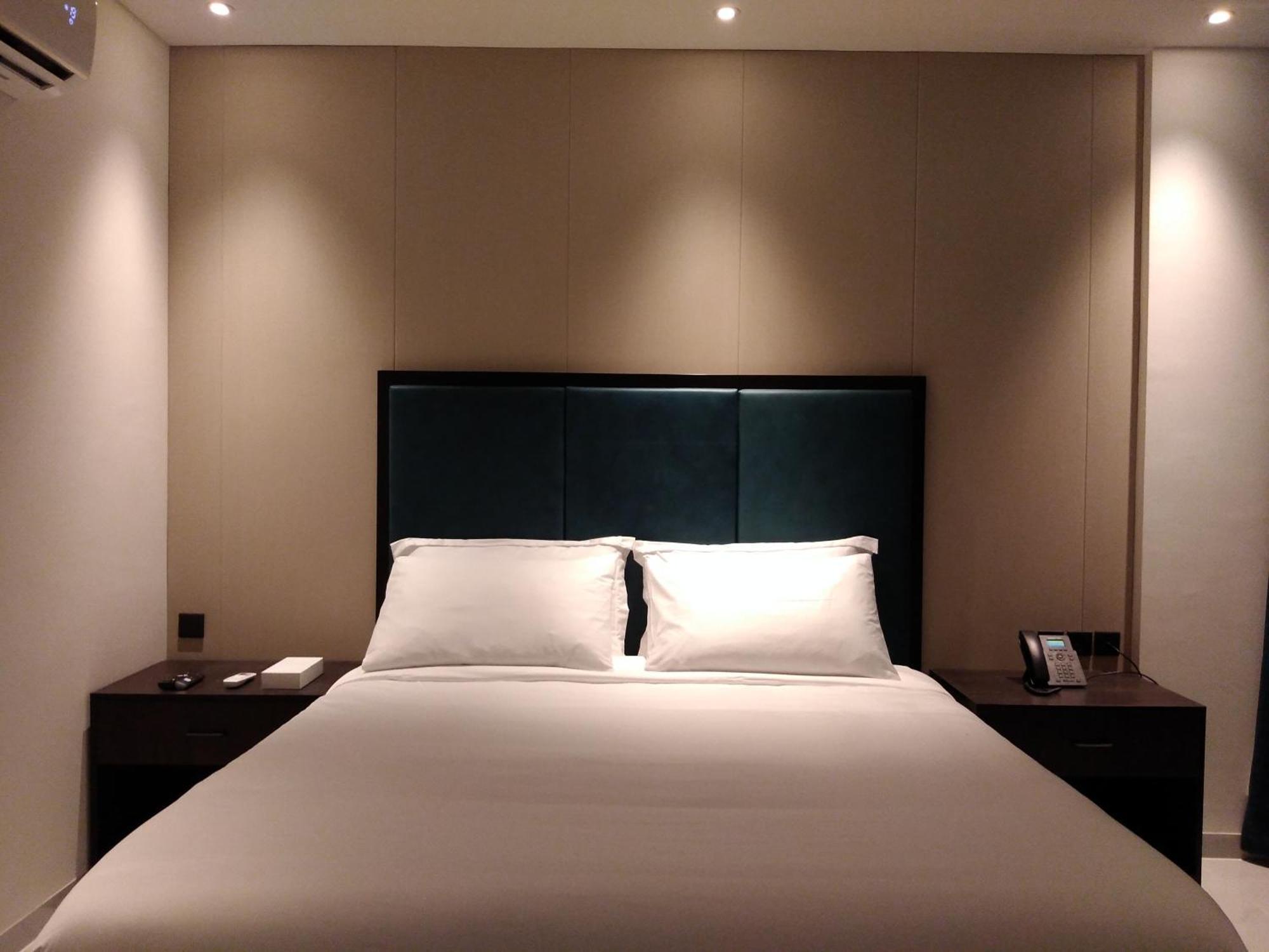 Nebula Hotel Duqm Luaran gambar
