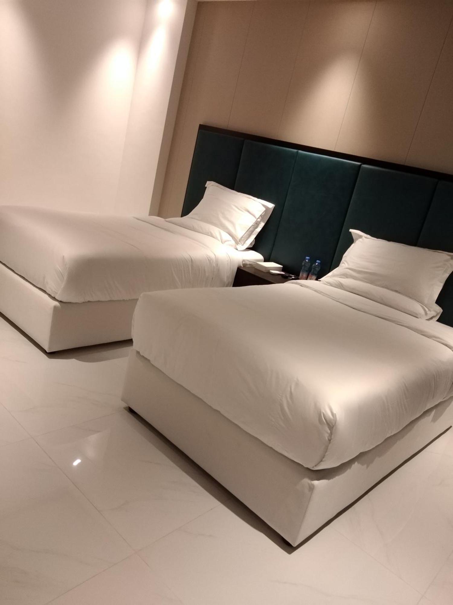 Nebula Hotel Duqm Luaran gambar
