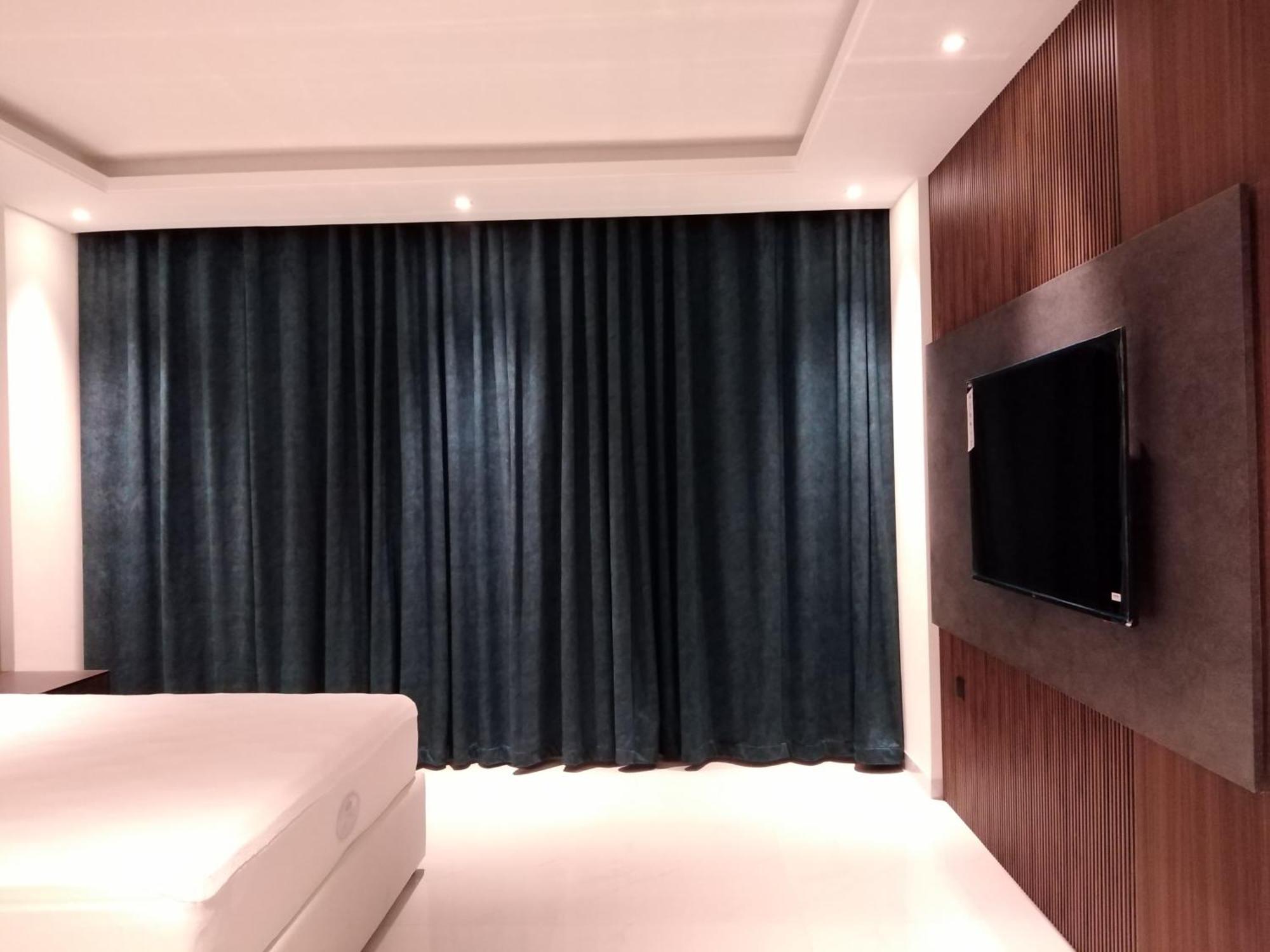 Nebula Hotel Duqm Luaran gambar